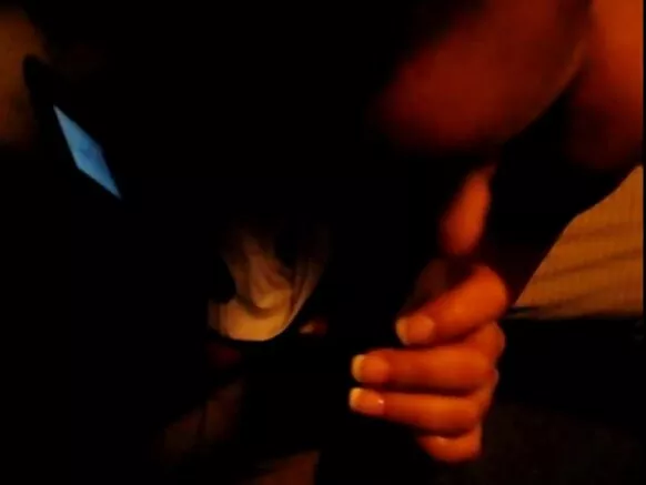 Azo sukola libolo pe asololi na porno noir na mobali na ye na téléphone.