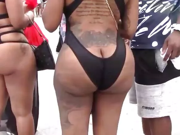 Mokolo ya bokundoli ya Miami Ebony Hentai 2016 Ebony.